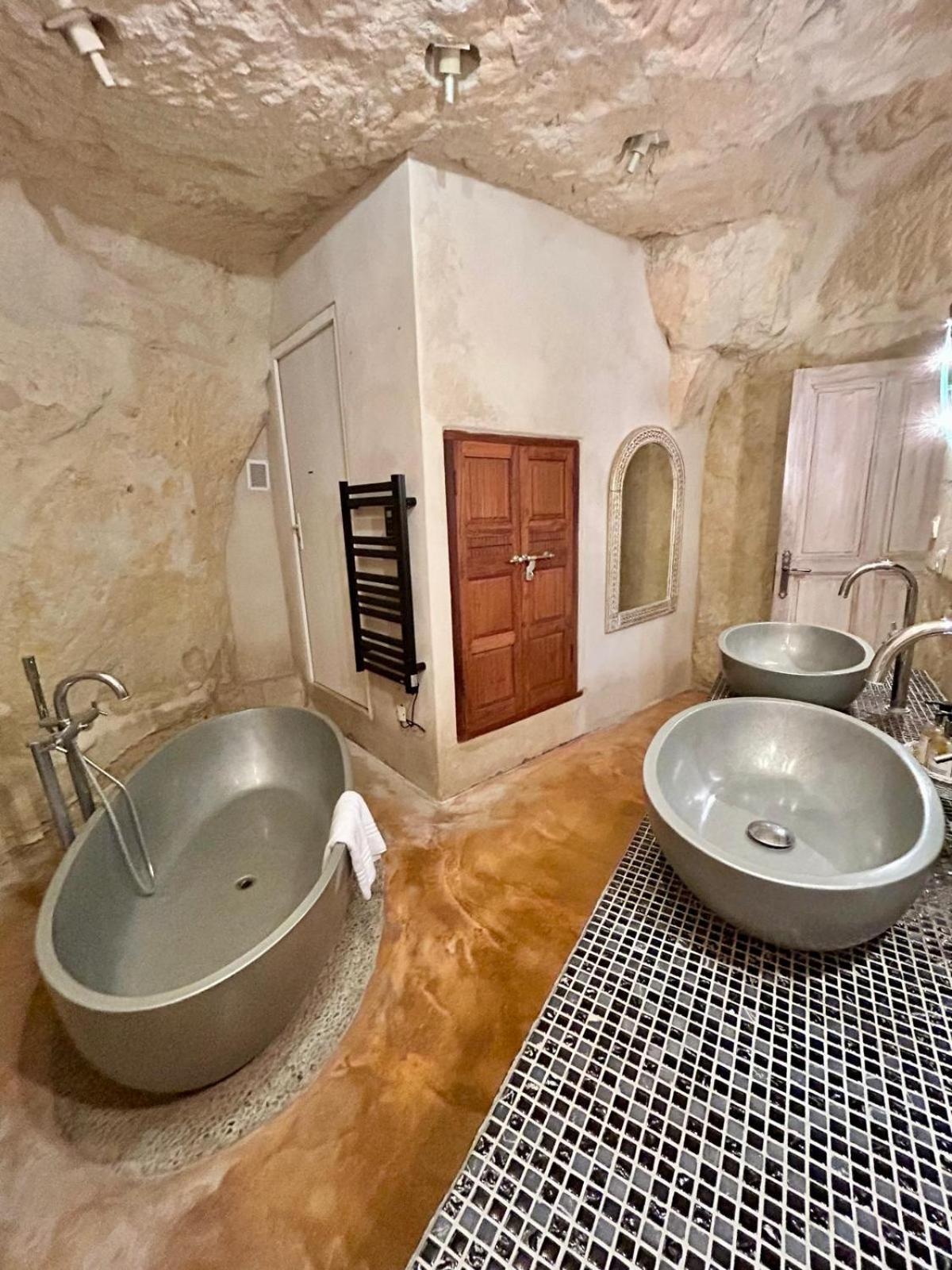 ホテル Logis Demeure De La Vignole Turquant エクステリア 写真